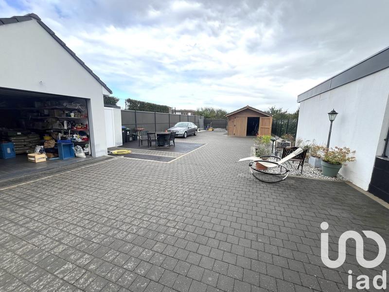 Maison - 205 m² - 5 pièces