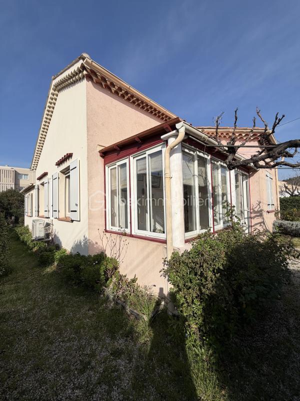 Maison - 95 m² - 5 pièces