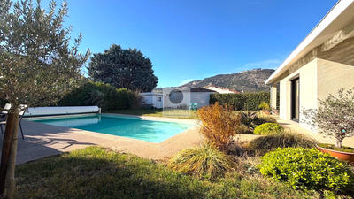 Maison - 132 m² - 6 pièces