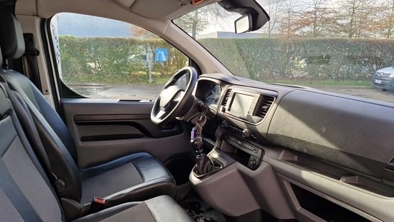 Peugeot Expert Fourgon tole long 2.0 bluehdi 120 ss bvm6 premium