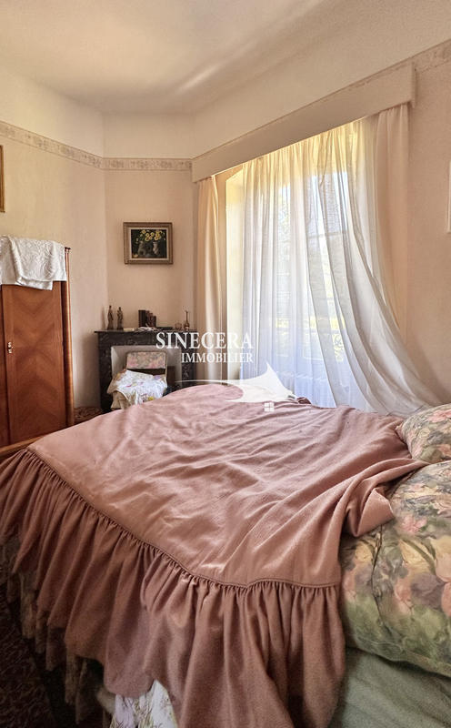 Maison - 140 m² - 9 pièces