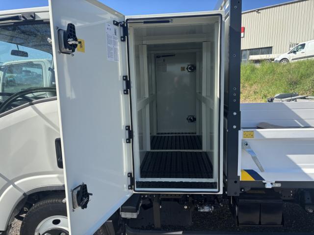 Isuzu M27 Benne et Coffre Edition 2026