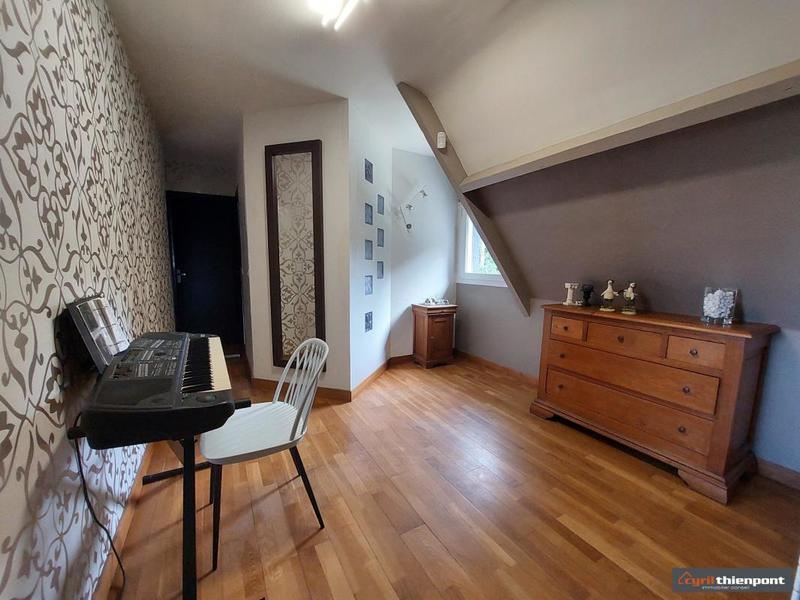 Pavillon - 177 m² - 9 pièces