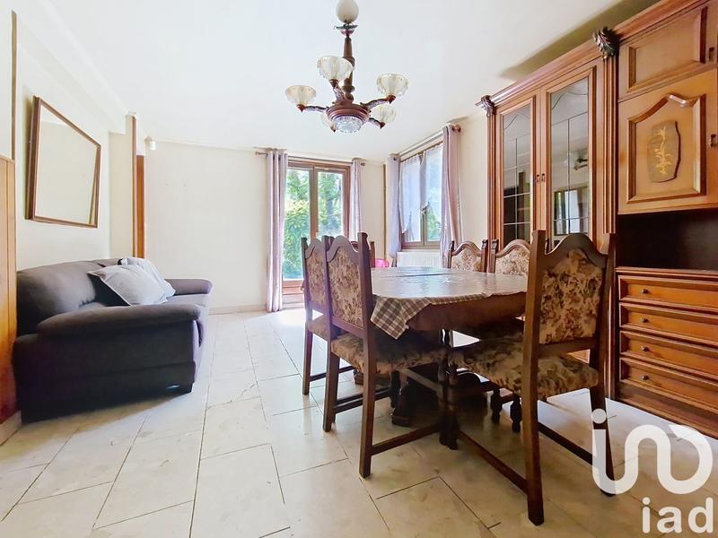 Maison - 168 m² - 10 pièces