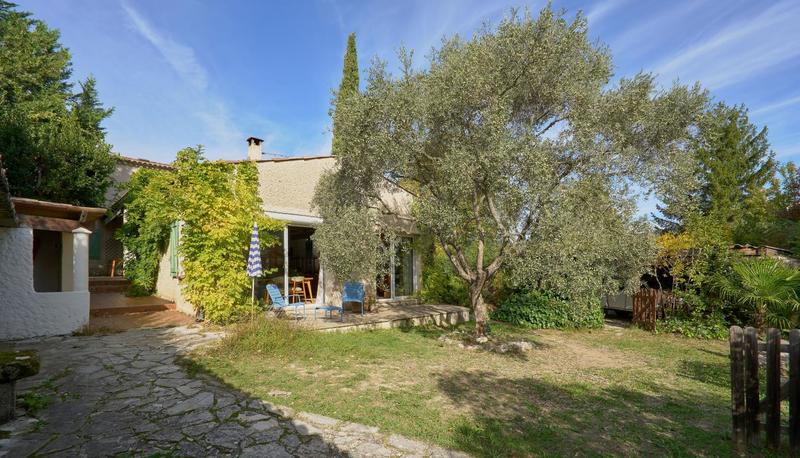 Maison - 144 m² - 5 pièces