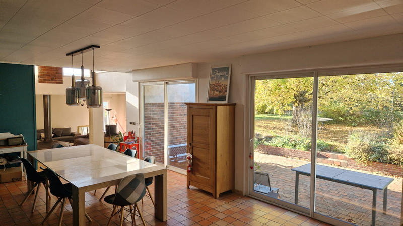 Maison - 170 m² - 6 pièces