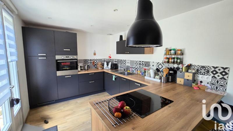 Maison - 93 m² - 5 pièces