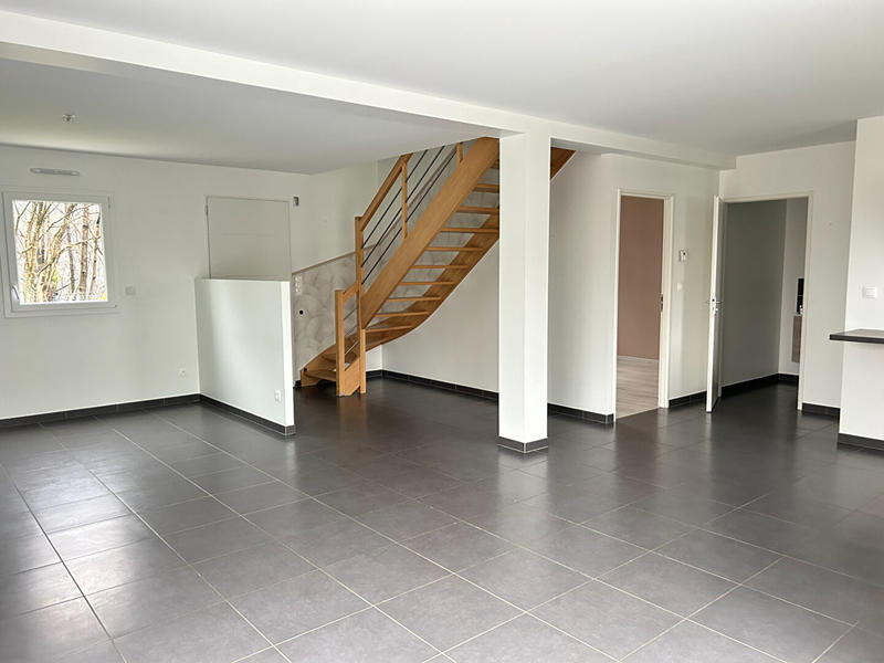Maison - 104 m² - 5 pièces