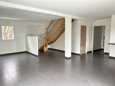 Maison - 104 m² - 5 pièces