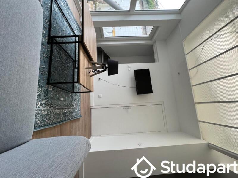 Chambre - 12 m² - 1 pièce