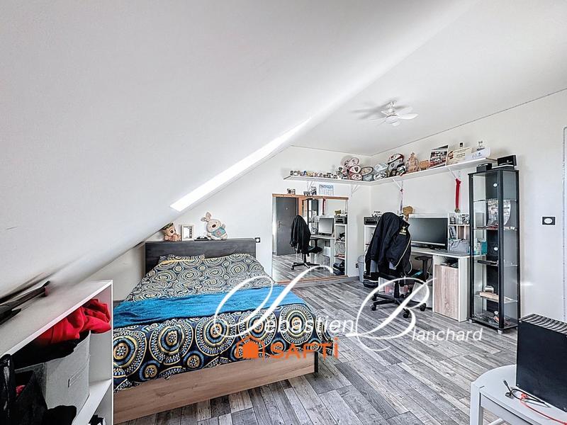 Maison - 175 m² - 6 pièces