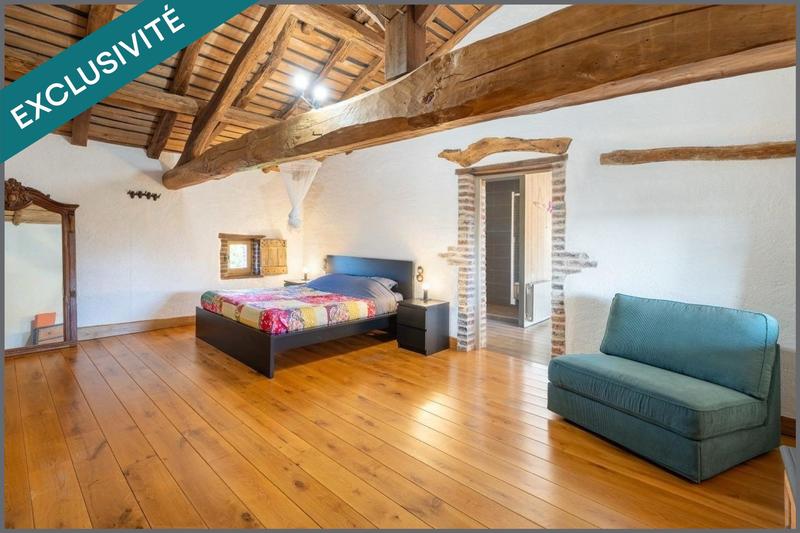 Maison - 327 m² - 7 pièces