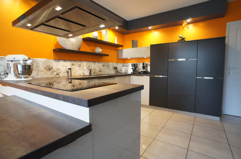 Maison - 343 m² - 7 pièces