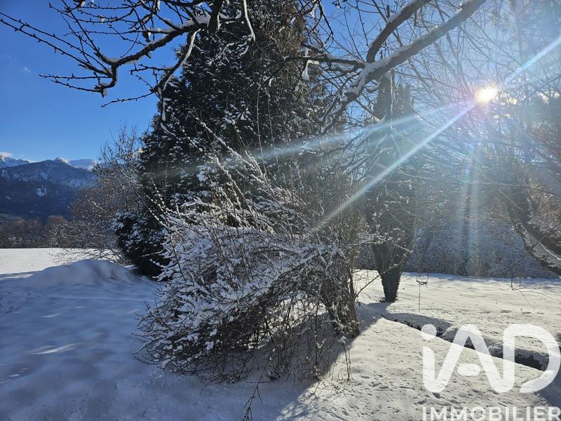 Maison - 372 m² - 14 pièces