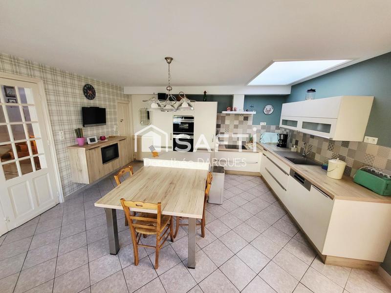 Maison - 160 m² - 6 pièces