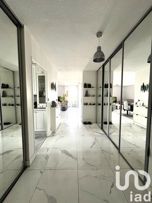 Appartement - 100 m² - 4 pièces