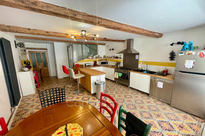 Maison - 197 m² - 8 pièces