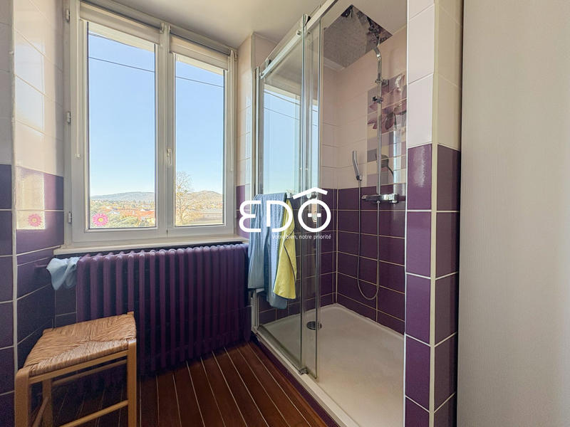 Appartement - 172 m² - 6 pièces