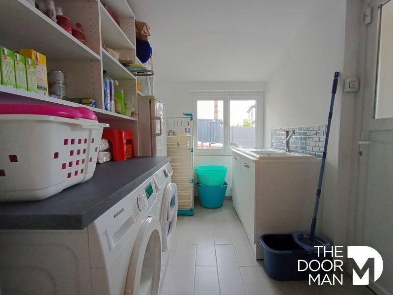 Maison - 137 m² - 6 pièces