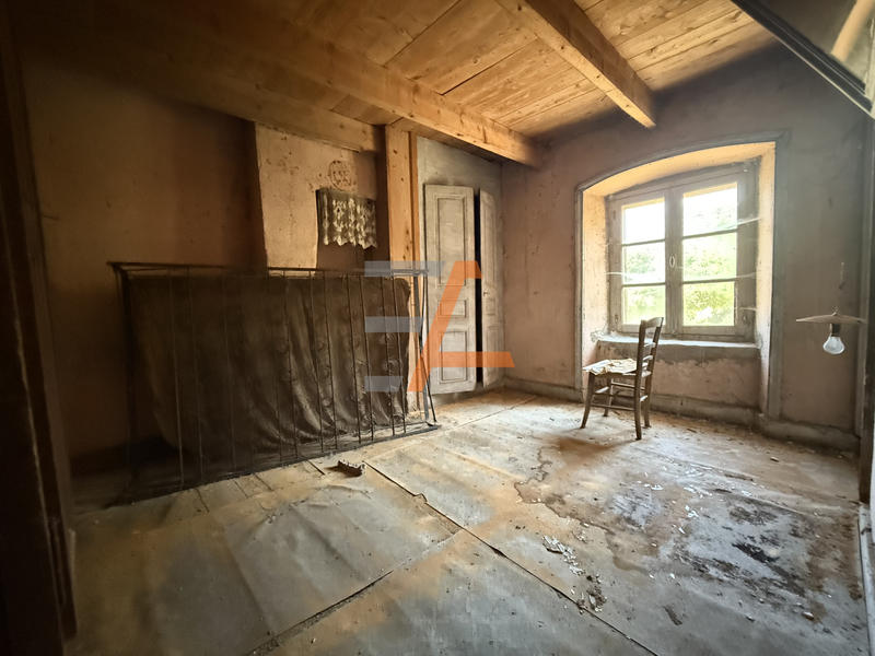 Maison de village - 68 m² - 5 pièces