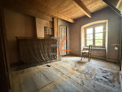 Maison de village - 68 m² - 5 pièces