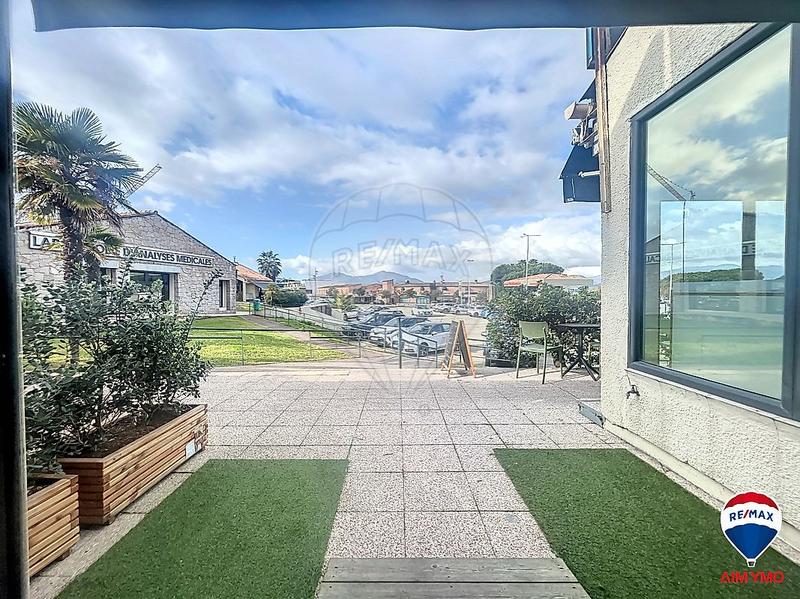 Local commercial - 22 m² - 3 pièces