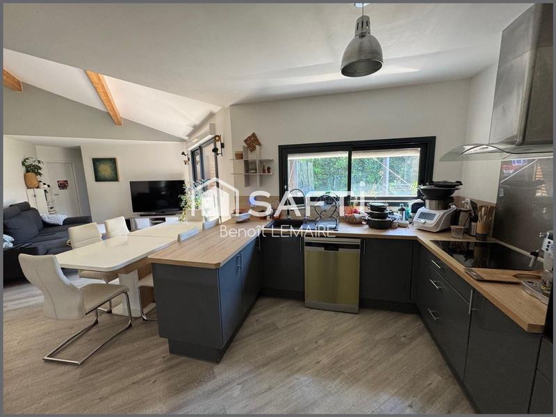 Maison - 103 m² - 6 pièces