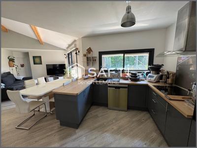 Maison - 103 m² - 6 pièces