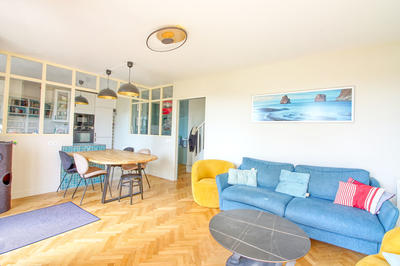 Appartement - 81 m² - 3 pièces