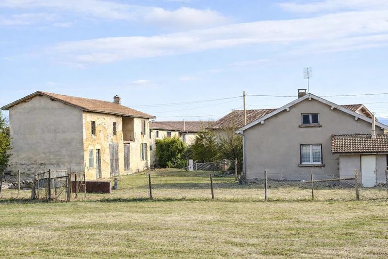 Immeuble mixte - 90 m² - 5 pièces