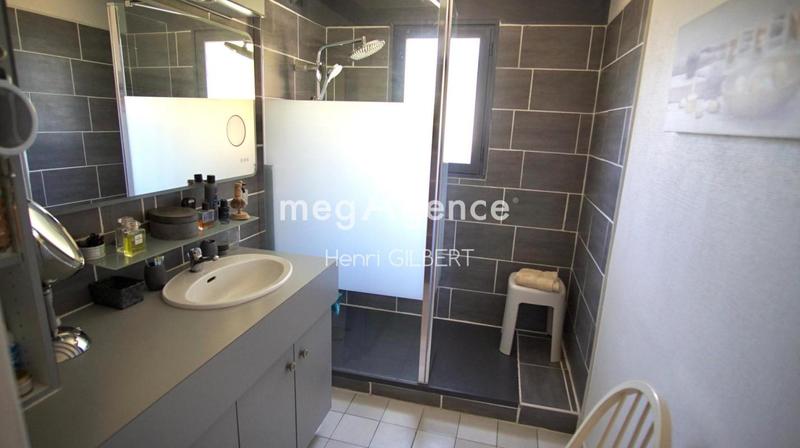 Maison traditionnelle - 103 m² - 6 pièces