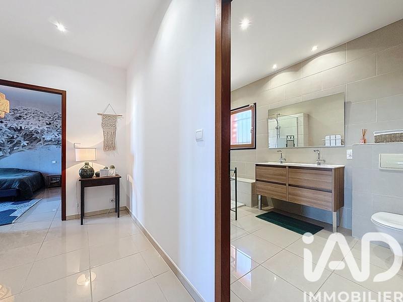 Maison - 185 m² - 7 pièces