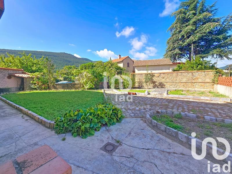 Maison - 250 m² - 10 pièces