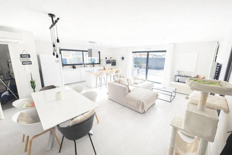 Villa - 101 m² - 4 pièces