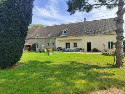 Maison - 371 m² - 17 pièces