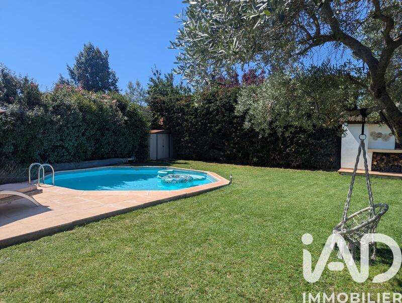 Maison - 102 m² - 5 pièces