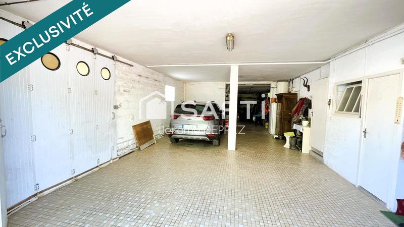 Maison - 201 m² - 8 pièces