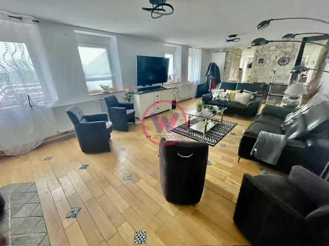 Maison - 227 m² - 10 pièces