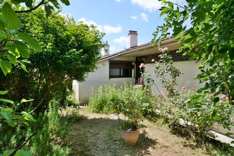 Maison - 96 m² - 5 pièces