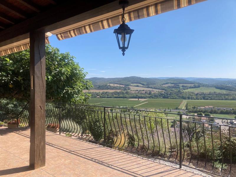 Villa - 140 m² - 7 pièces