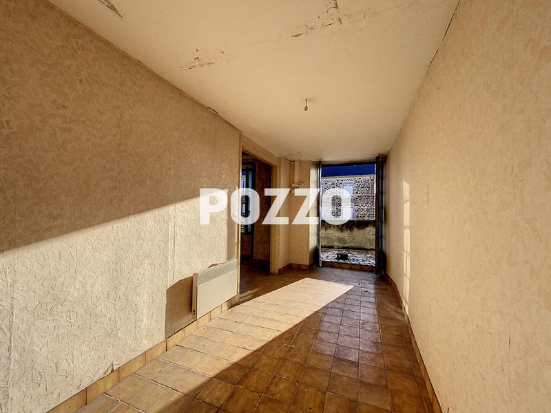 Maison - 231 m² - 10 pièces