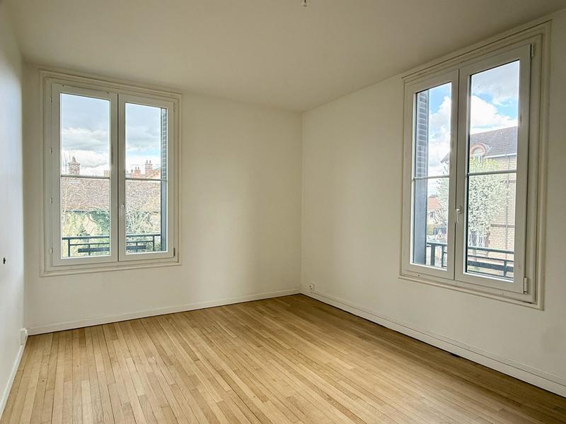 Triplex - 97 m² - 4 pièces