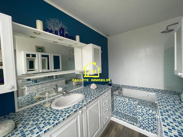 Maison - 115 m² - 4 pièces