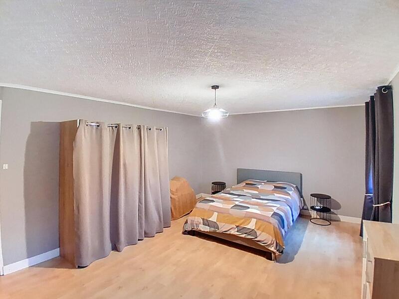 Local commercial - 530 m² - 6 pièces