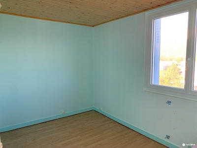 Appartement - 56 m² - 4 pièces