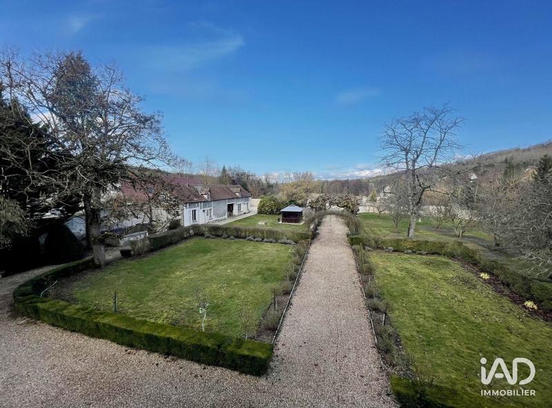 Château - 306 m² - 10 pièces