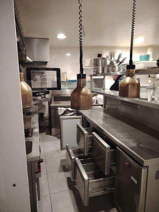 Fonds de commerce - Hôtellerie / Restauration - 105 m²