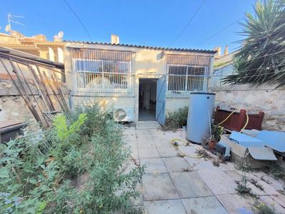 Immeuble - 110 m² - 2 pièces