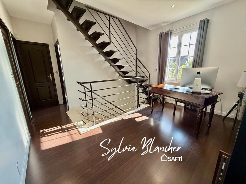 Maison - 197 m² - 7 pièces