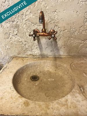 Maison - 220 m² - 10 pièces